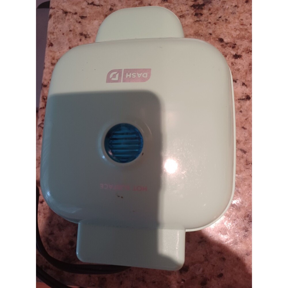 DASH Egg Bite Maker 4 Egg Bites Or Sandwich Griddle Aqua /Teal USED